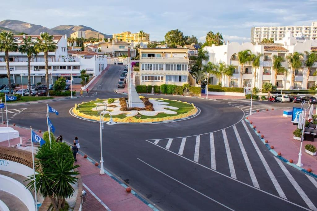 Puerto Marina Luxury 2Bdr Apartment With Sea View 베날마데나코스타 외부 사진