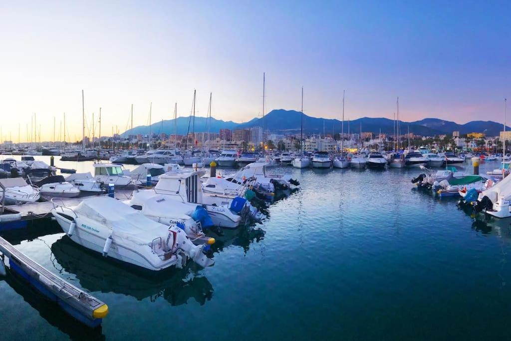 Puerto Marina Luxury 2Bdr Apartment With Sea View 베날마데나코스타 외부 사진