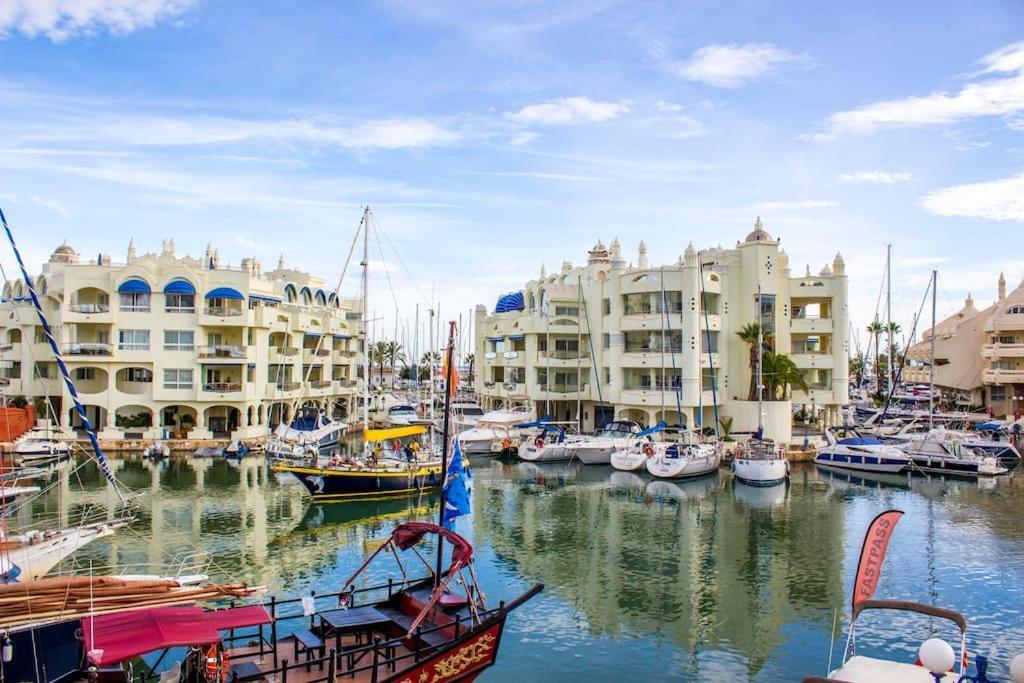 Puerto Marina Luxury 2Bdr Apartment With Sea View 베날마데나코스타 외부 사진
